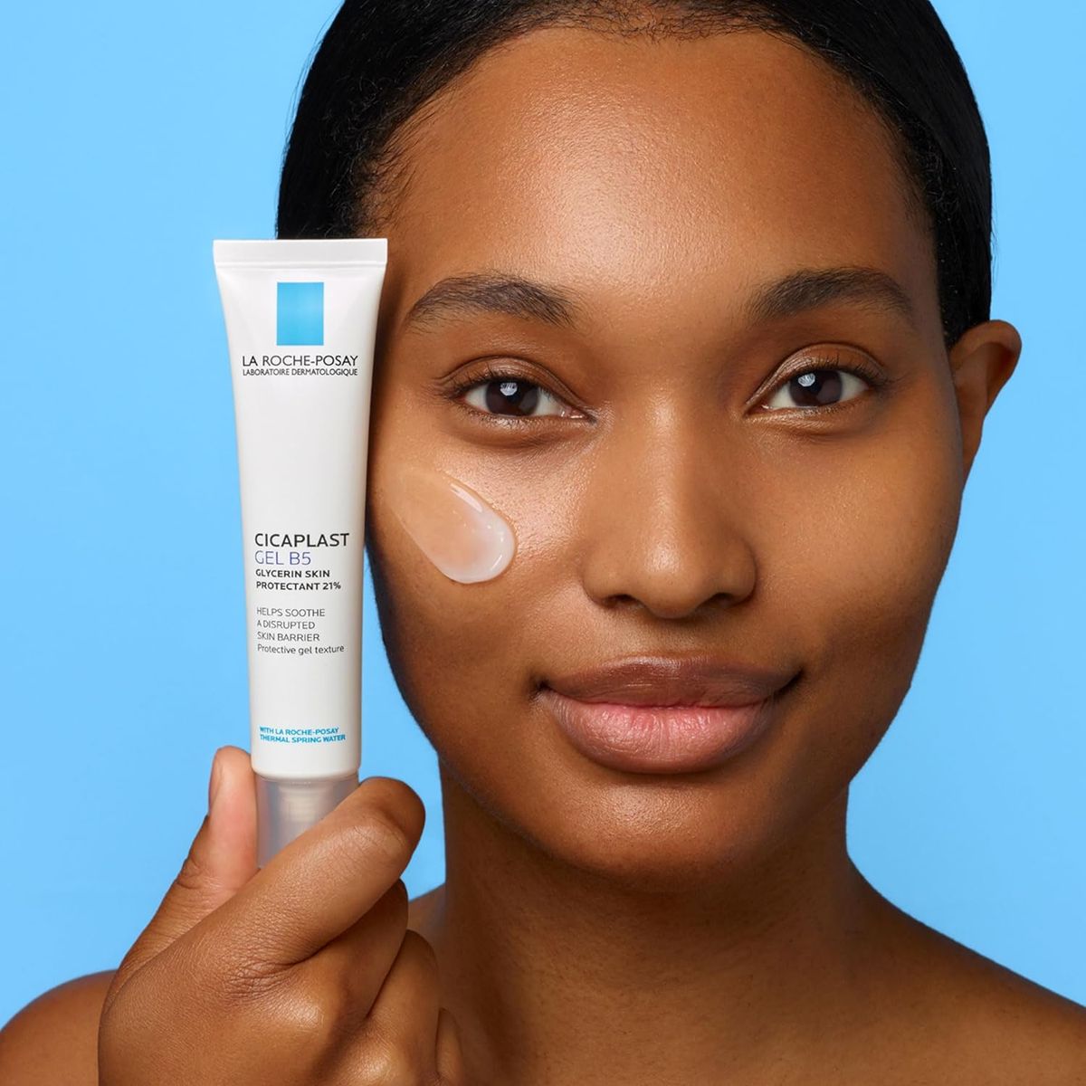 a Roche-Posay Cicaplast Gel B5 Moisturizing Regenerating Gel for Irritated Skin